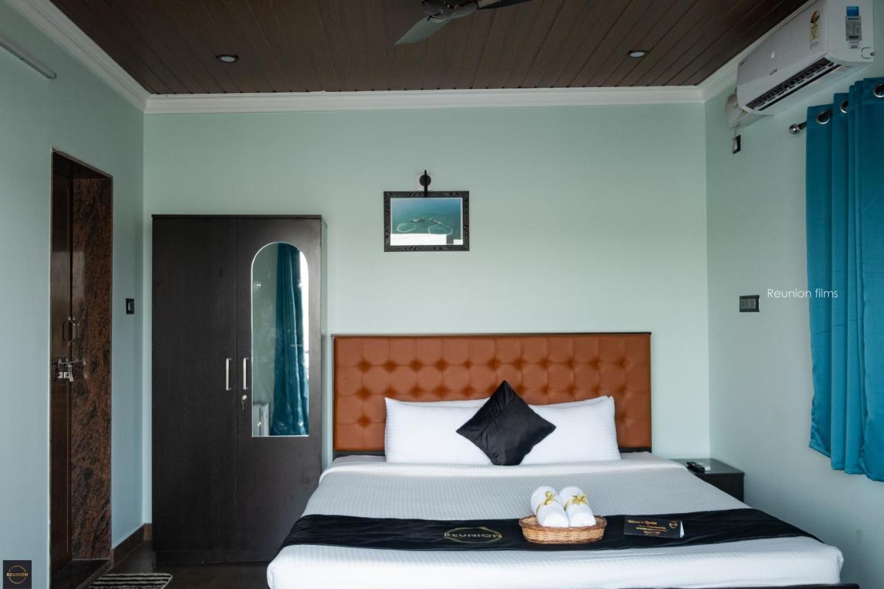 Reunion Ocean Tides Hotel อูดุปปี ภายนอก รูปภาพ