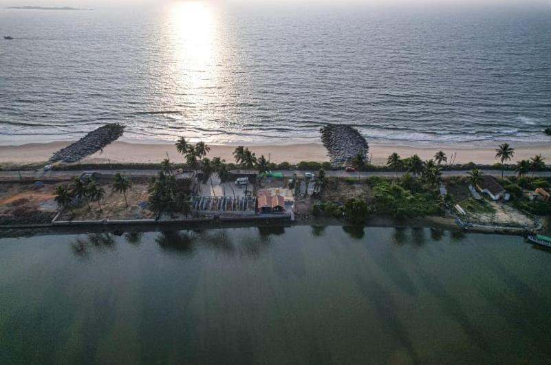Reunion Ocean Tides Hotel อูดุปปี ภายนอก รูปภาพ